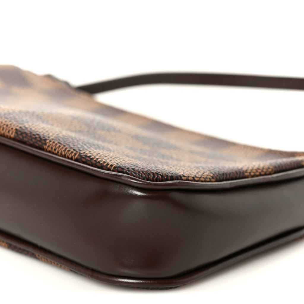 Damier Ebene Navona Pochette Accessories