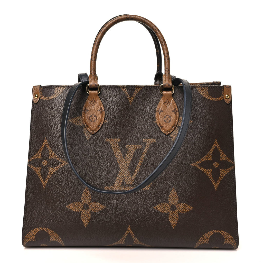 Reverse Monogram Giant Onthego MM