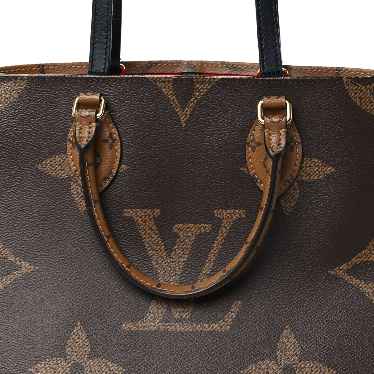 Reverse Monogram Giant Onthego MM