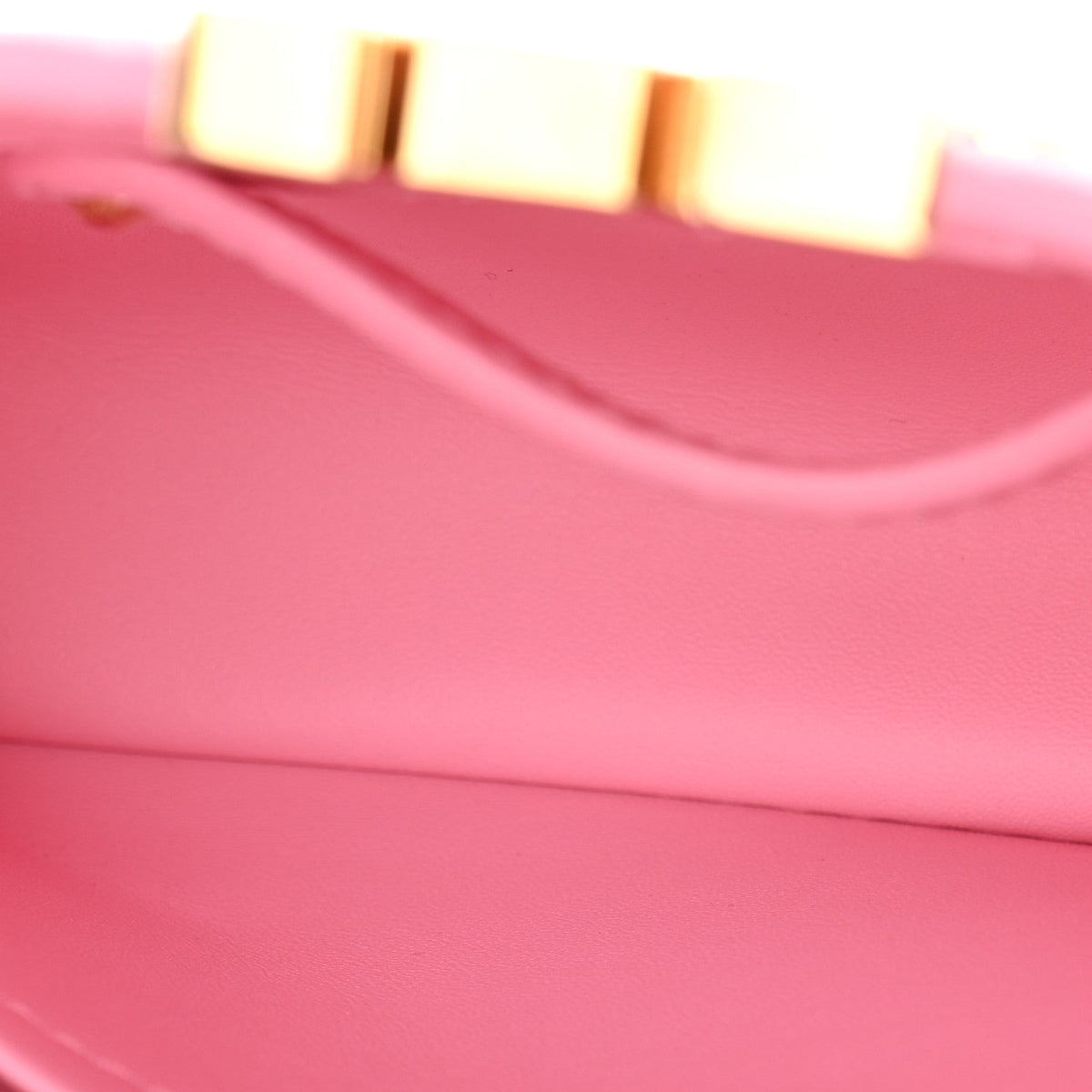 Taurillon Embellished Flower Handle Capucines Mini  Marshmallow Pink