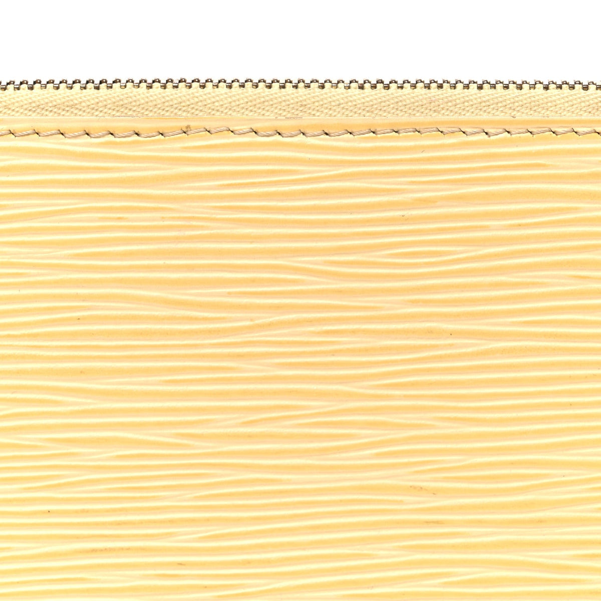Epi Pochette Accessories 24 Vanilla