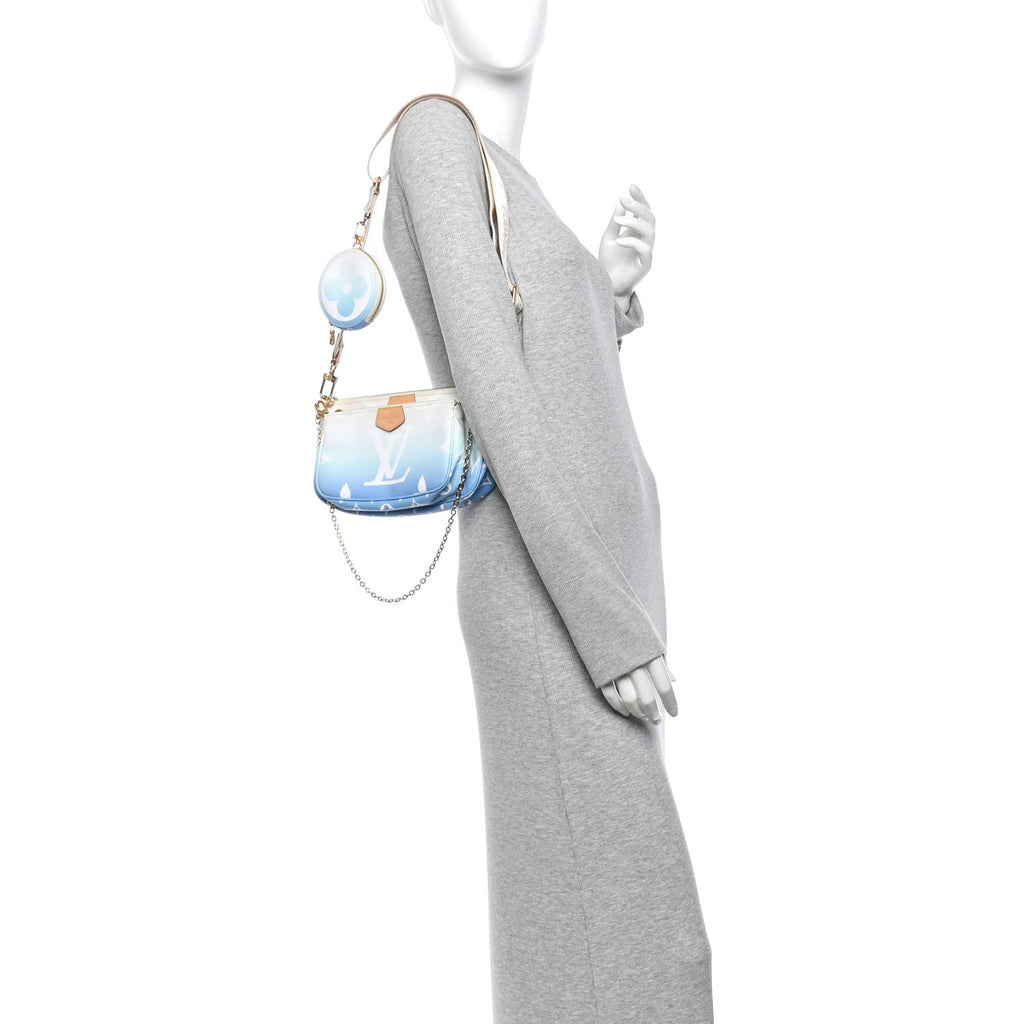 Monogram Giant By The Pool Multi Pochette Accessories Blue