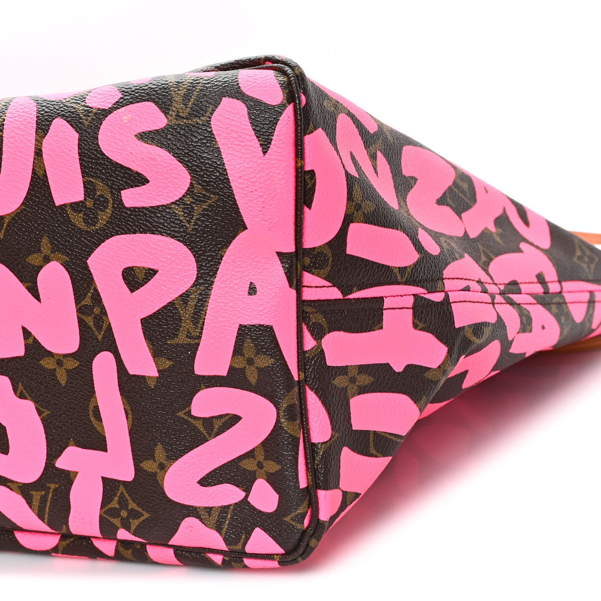 Monogram Graffiti Neverfull GM Fuchsia
