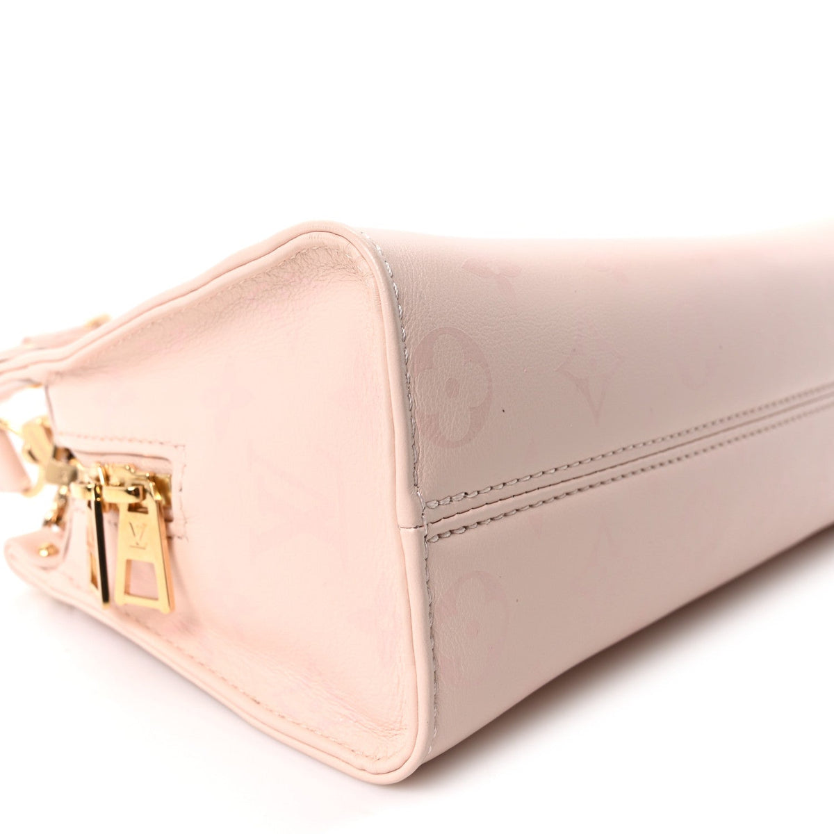 Calfskin OnTheGo East West Pearl Pink