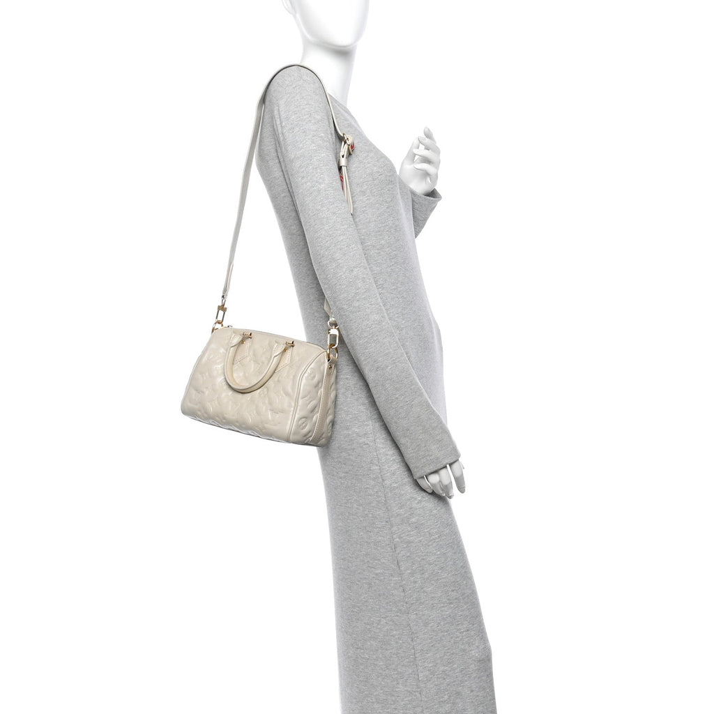 Lambskin Embossed Monogram Fall in Love Speedy 22 Bandouliere Ivory