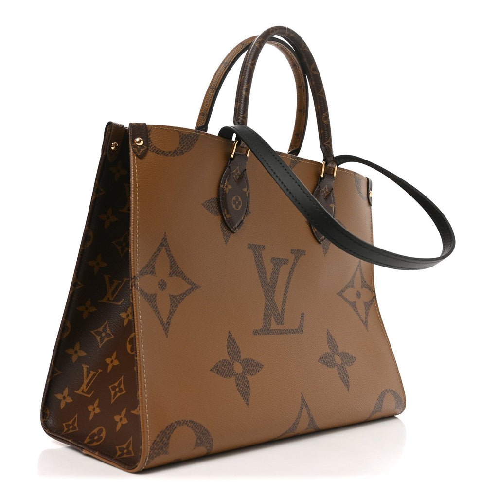 Reverse Monogram Giant Onthego MM