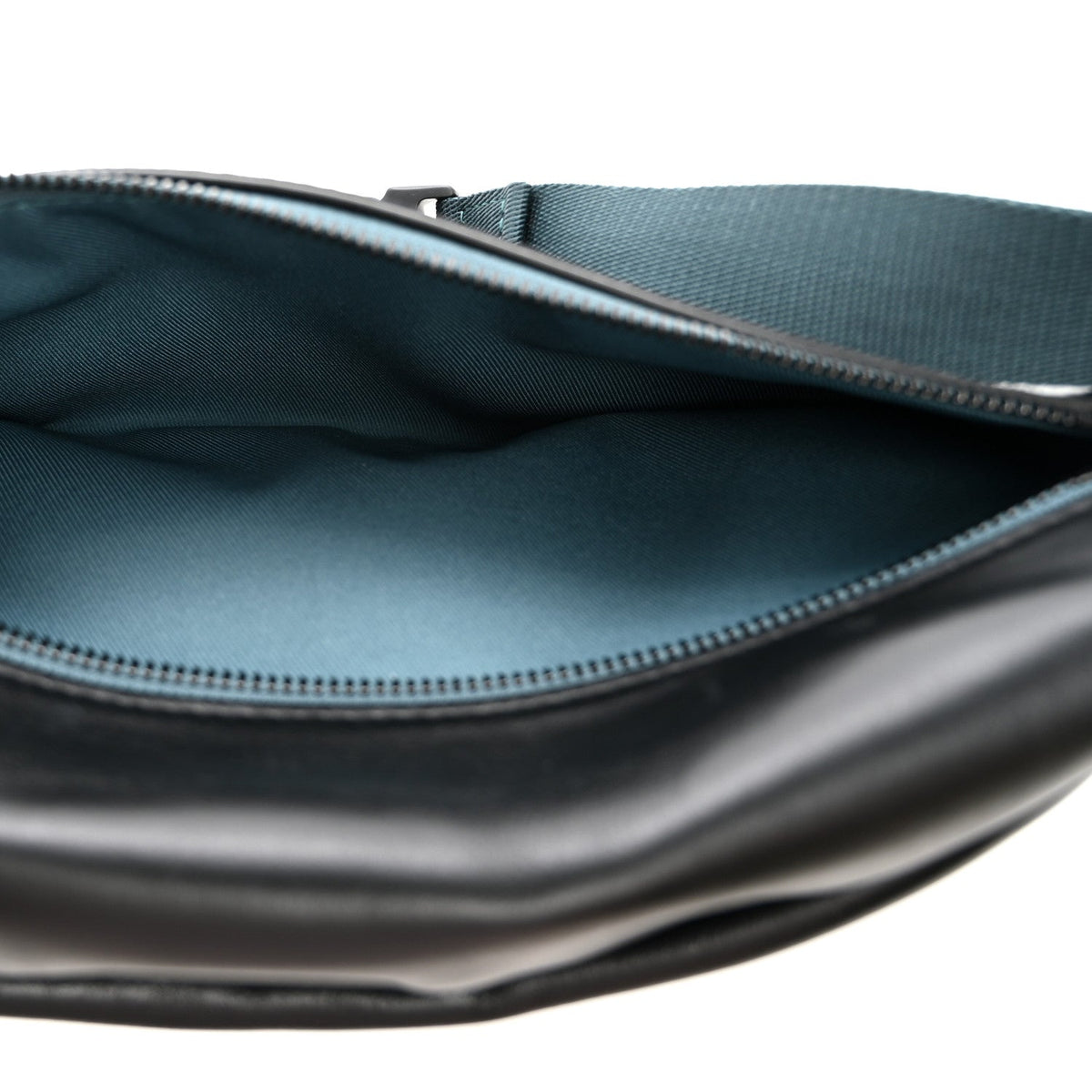 Damier Graphite Discovery Bumbag