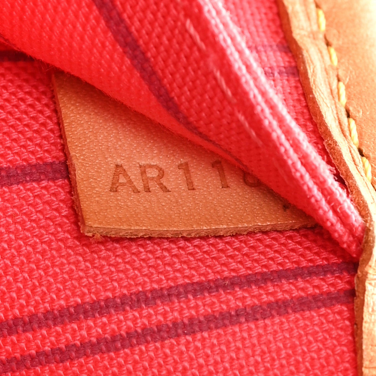 Monogram V Neverfull MM Grenade