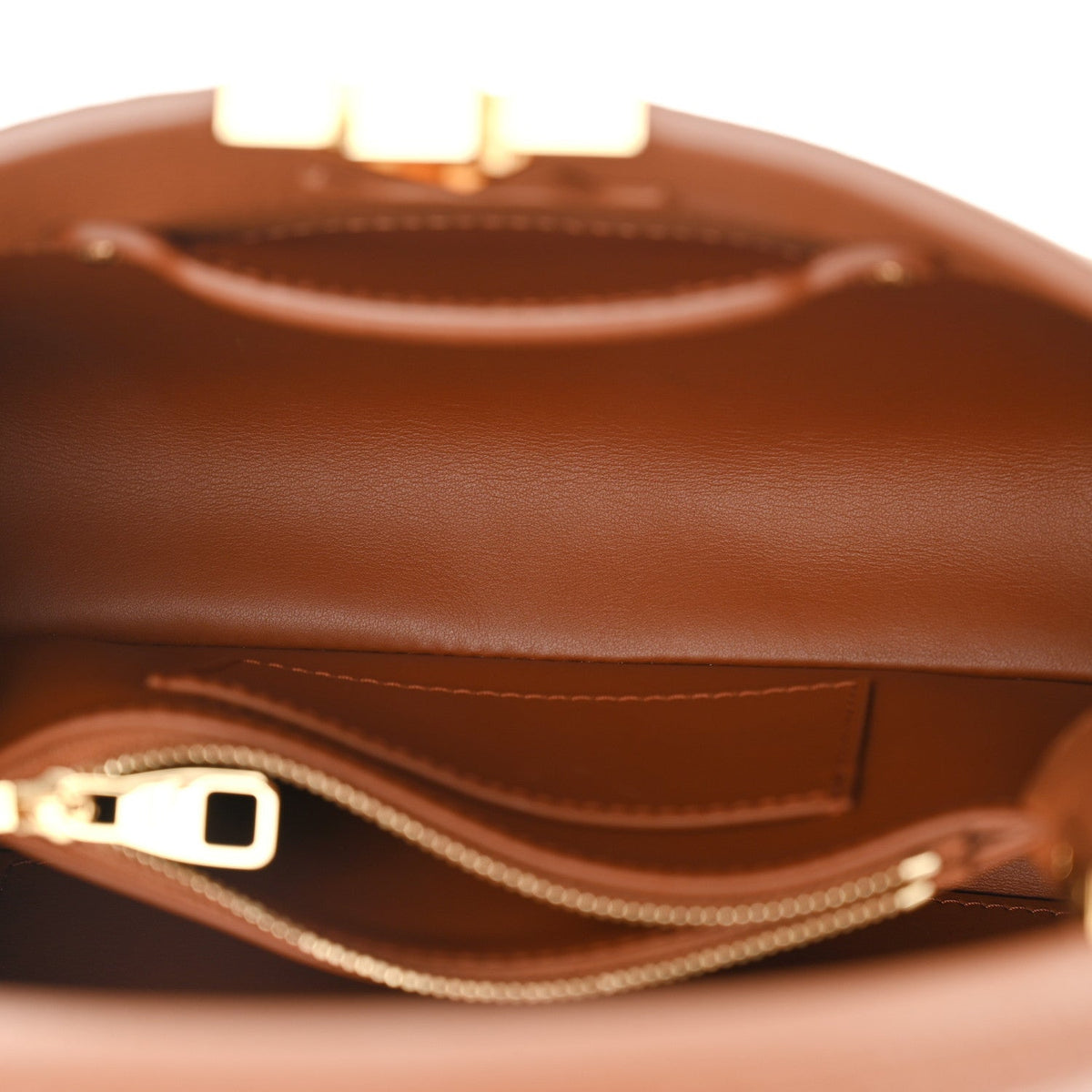 Taurillon Capucines BB Tan