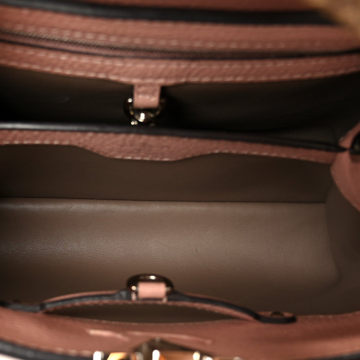 Taurillon Snakeskin Capucines BB