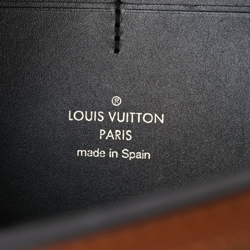 Reverse Monogram Dauphine Bumbag