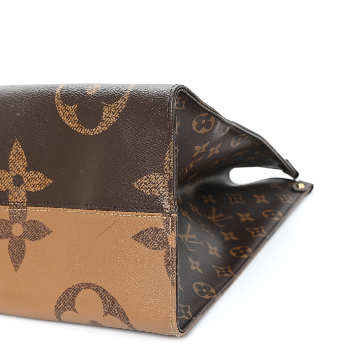 Reverse Monogram Giant Onthego GM