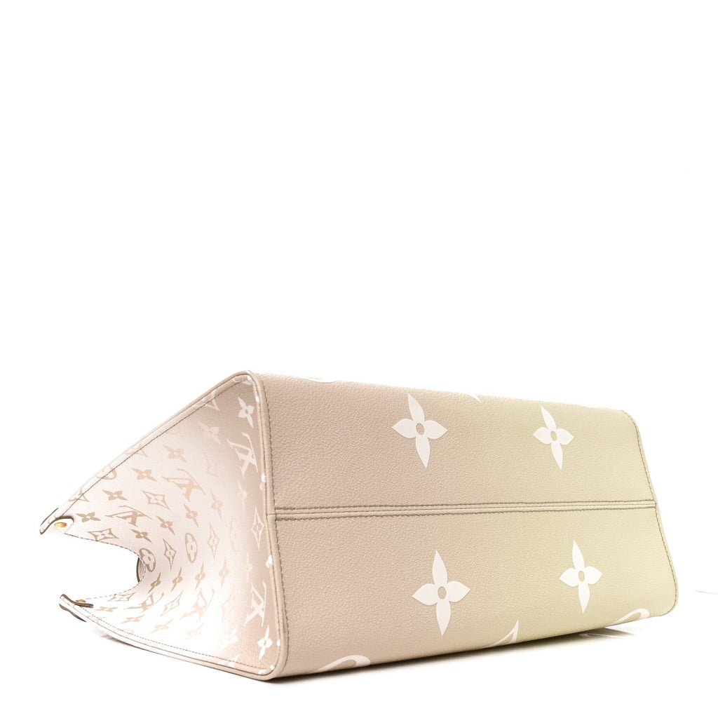 Monogram Giant Spring In The City OnTheGo MM Sunset Kaki