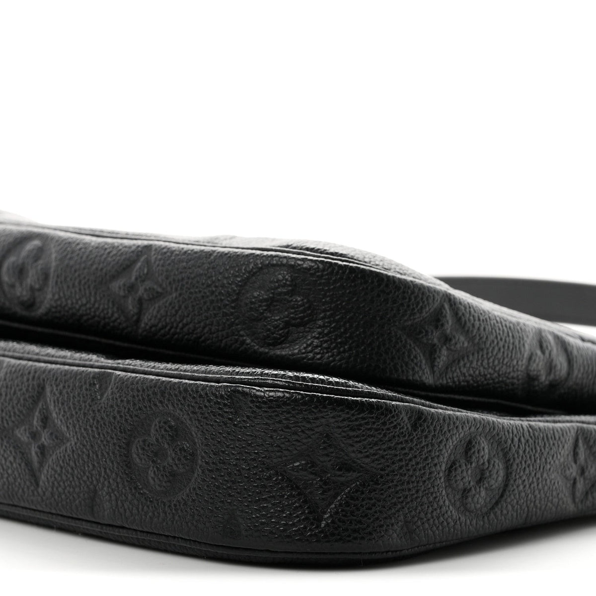 Empreinte Monogram Giant Multi Pochette Accessories Black