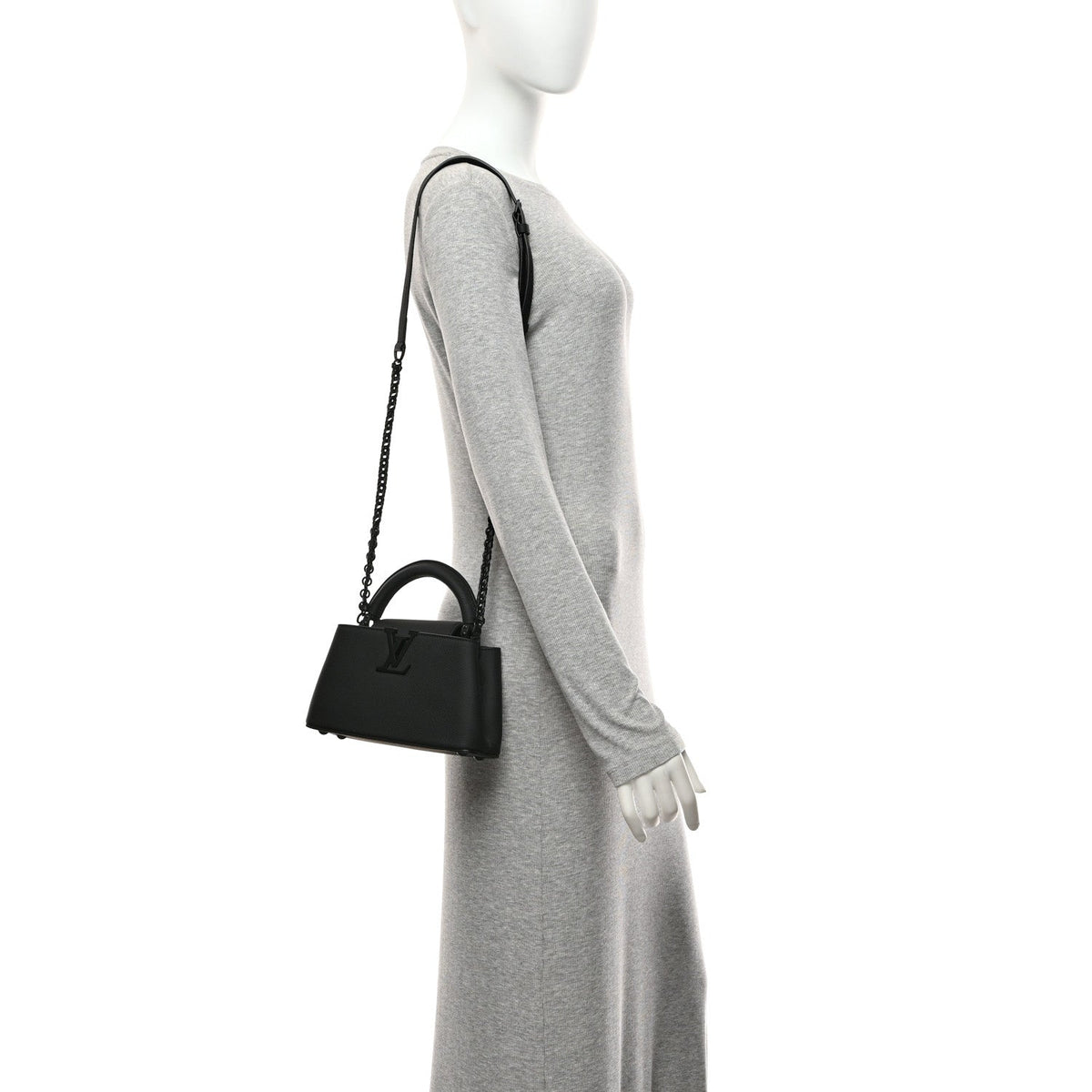 Matte Taurillon Capucines East West Mini All Black