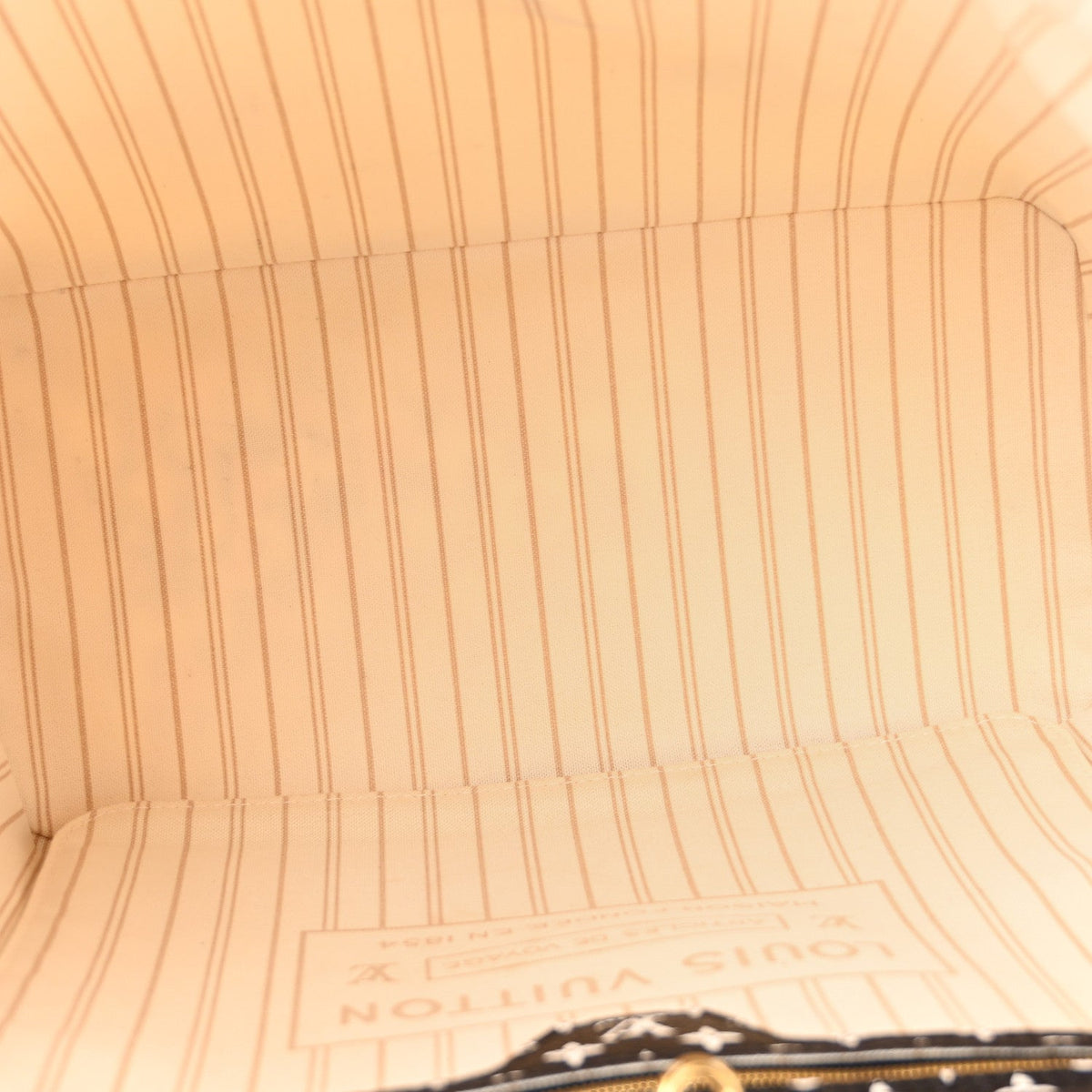 Monogram Giant Jungle Neverfull MM Ivory