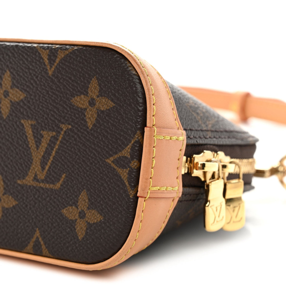 Monogram Nano Alma
