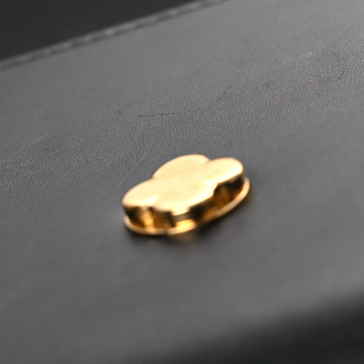 Calfskin LV Wallet On Chain Capucines Black