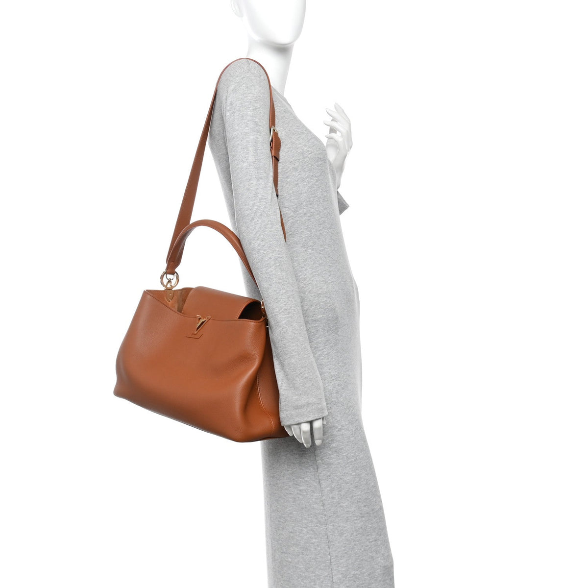 Smooth Grained Calfskin Capucines GM  Souple Cognac